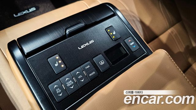 Лексус ES300h 2019 — миниатюра 17