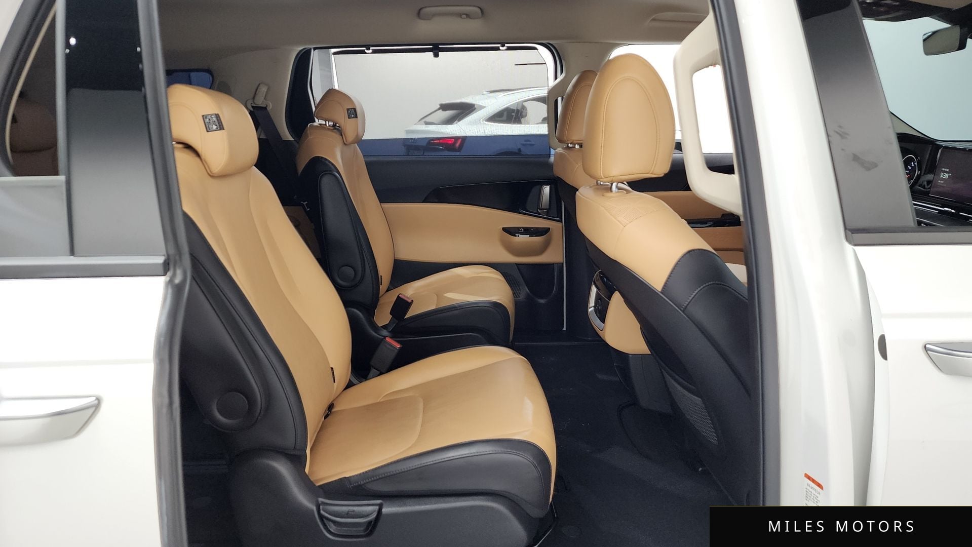 Kia Carnival 2022 — миниатюра 12
