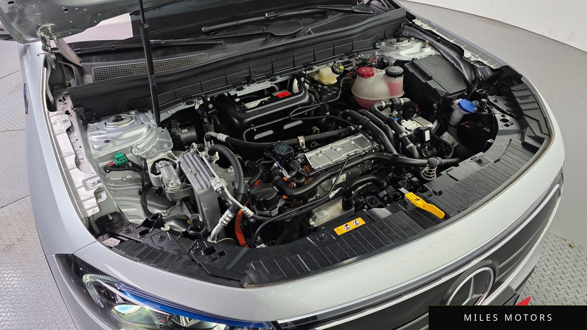 Mercedes-Benz EQB X243 2023 — миниатюра 6