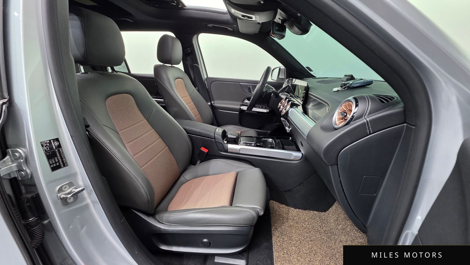 Mercedes-Benz EQB X243 2023 — миниатюра 10