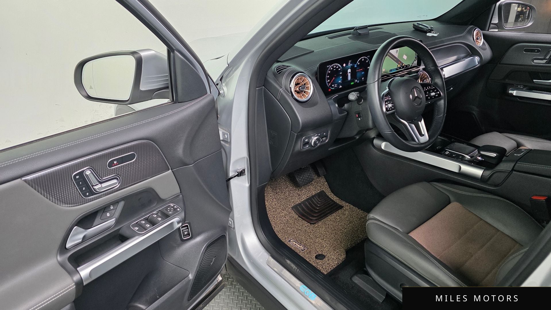 Mercedes-Benz EQB X243 2023 — миниатюра 12