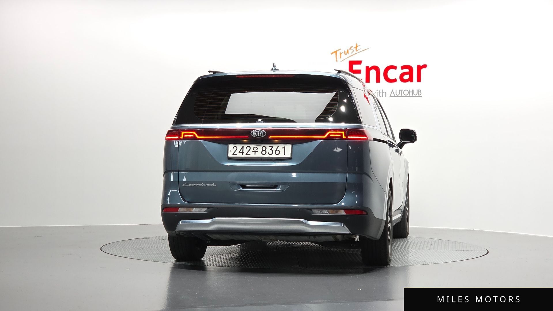 Kia Carnival 2021 — миниатюра 4