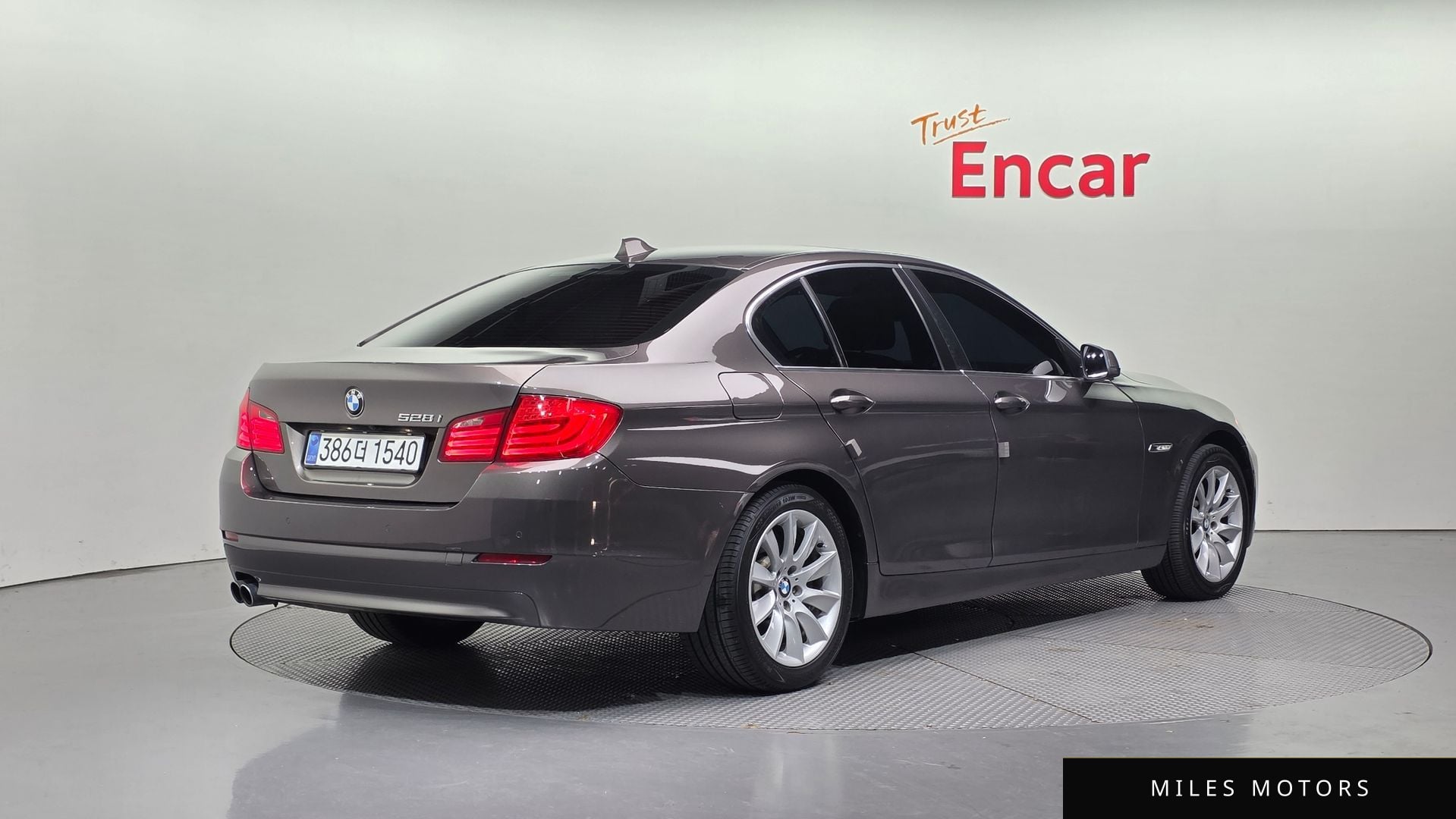 BMW 5시리즈 (F10) 2013 — миниатюра 2