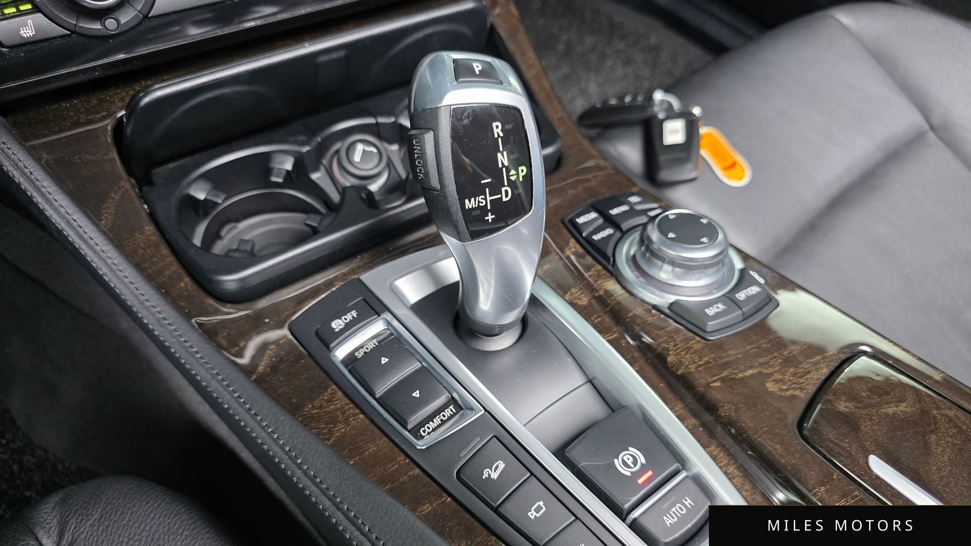 BMW 5시리즈 (F10) 2013 — миниатюра 9