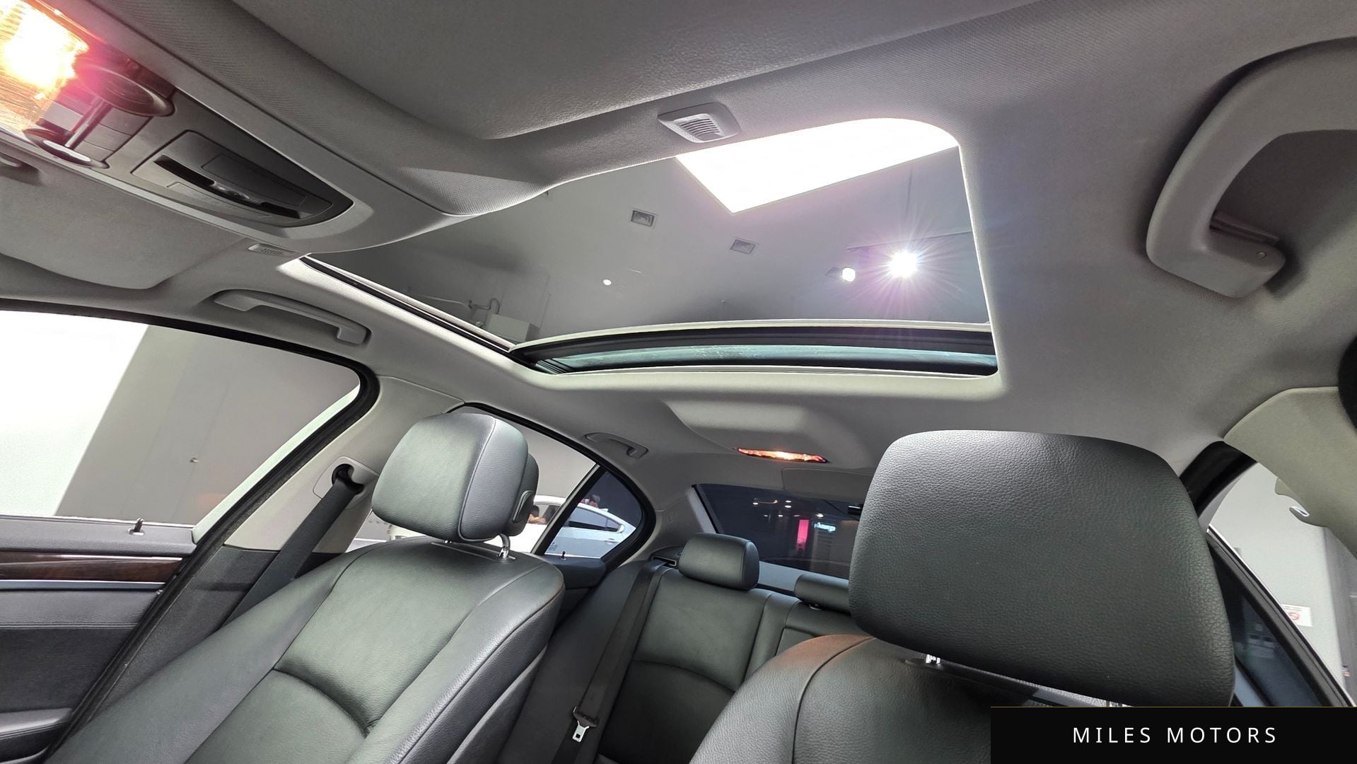 BMW 5시리즈 (F10) 2013 — миниатюра 12