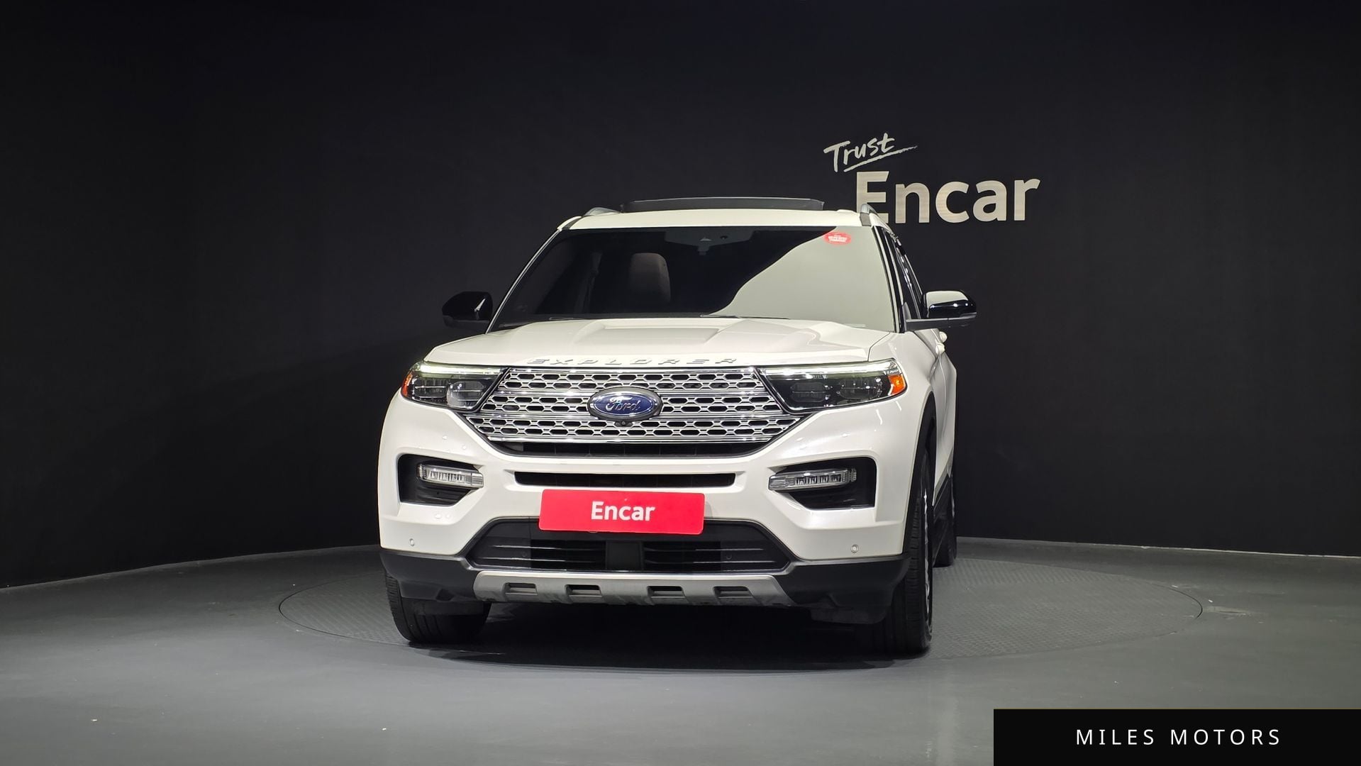 Ford Explorer 2020 — миниатюра 3