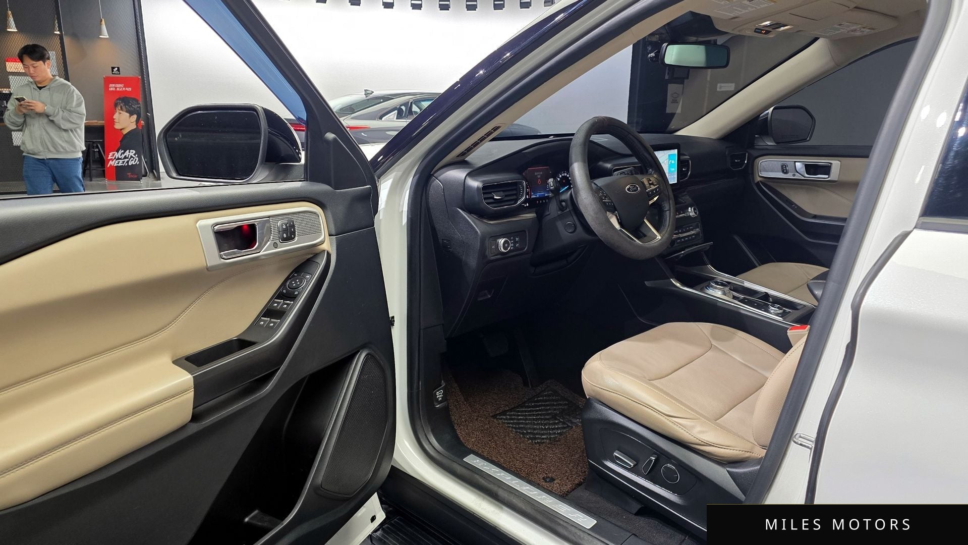 Ford Explorer 2020 — миниатюра 10