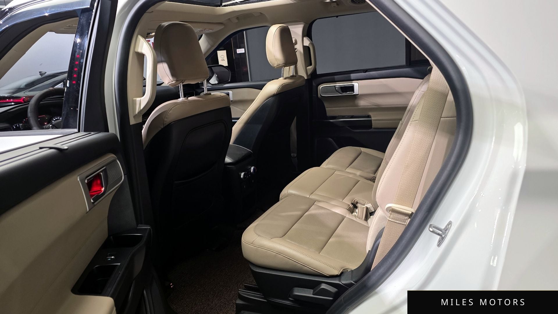 Ford Explorer 2020 — миниатюра 11