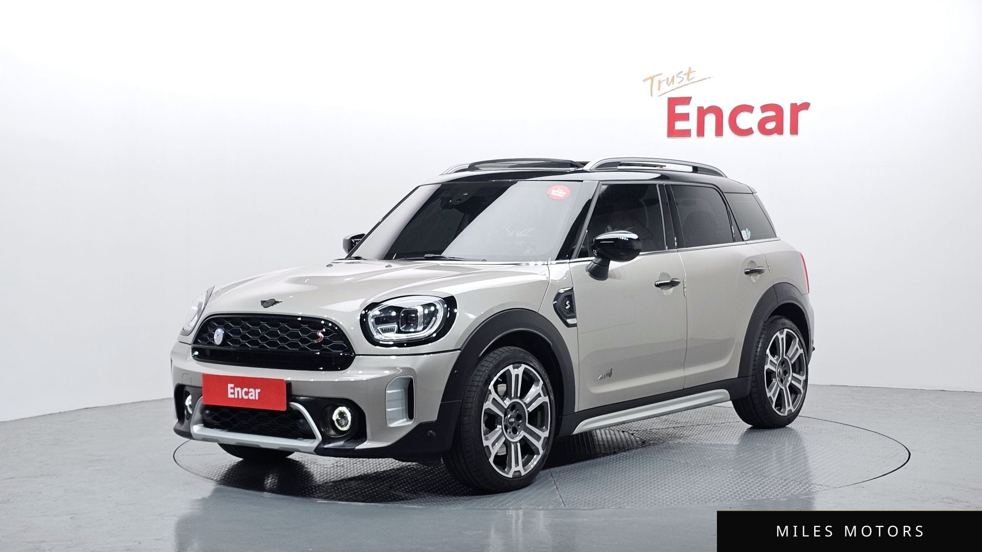 MINI Countryman 2022 — фото 1 из 12