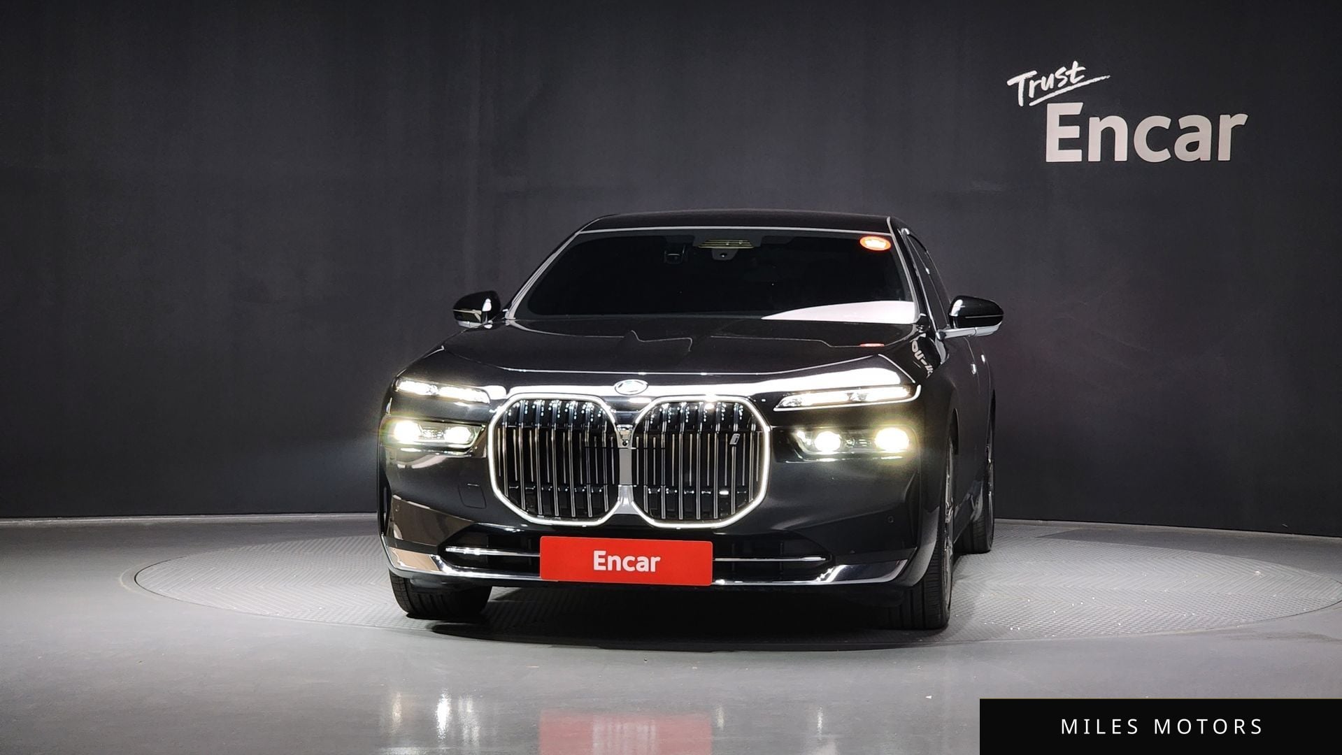 BMW i7 (G70) 2023 — миниатюра 3