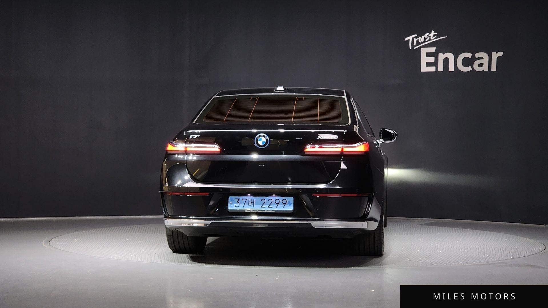BMW i7 (G70) 2023 — миниатюра 4