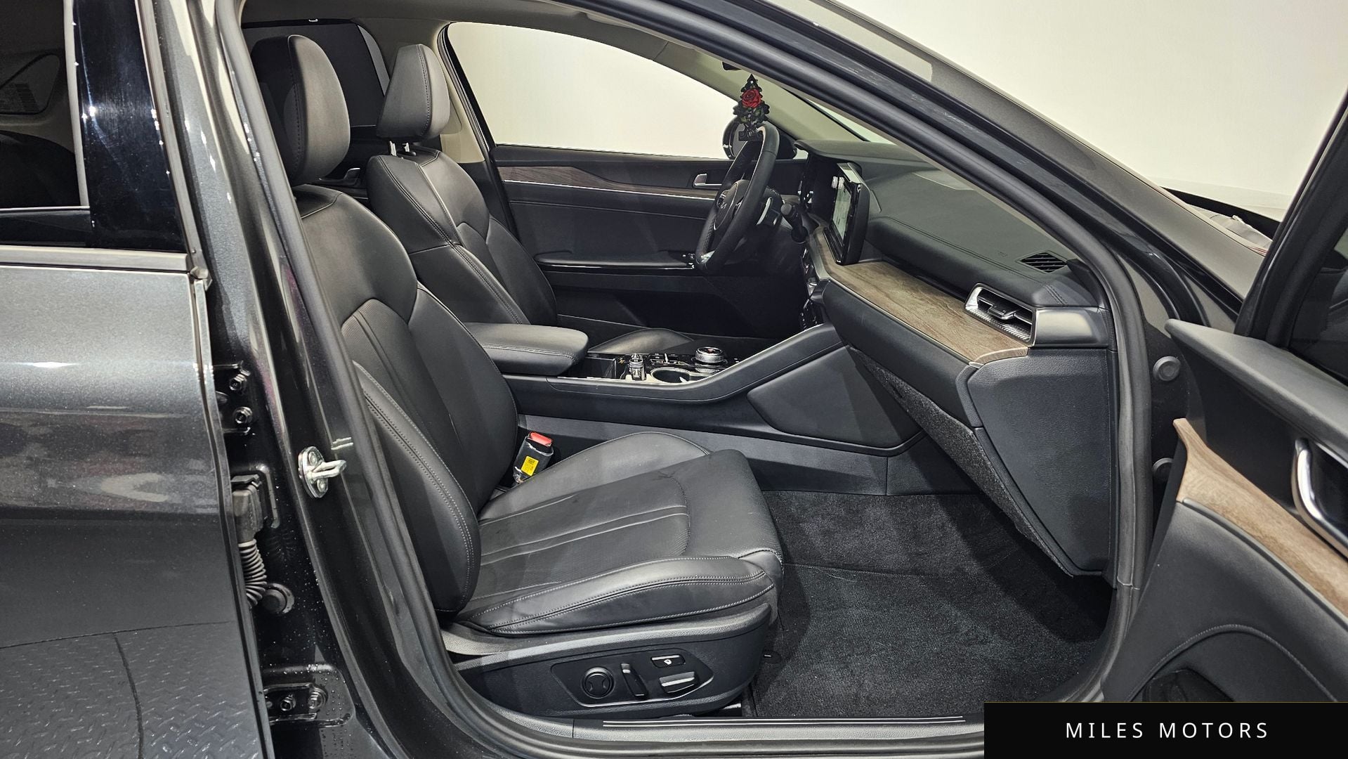 Kia K5 2023 — миниатюра 11