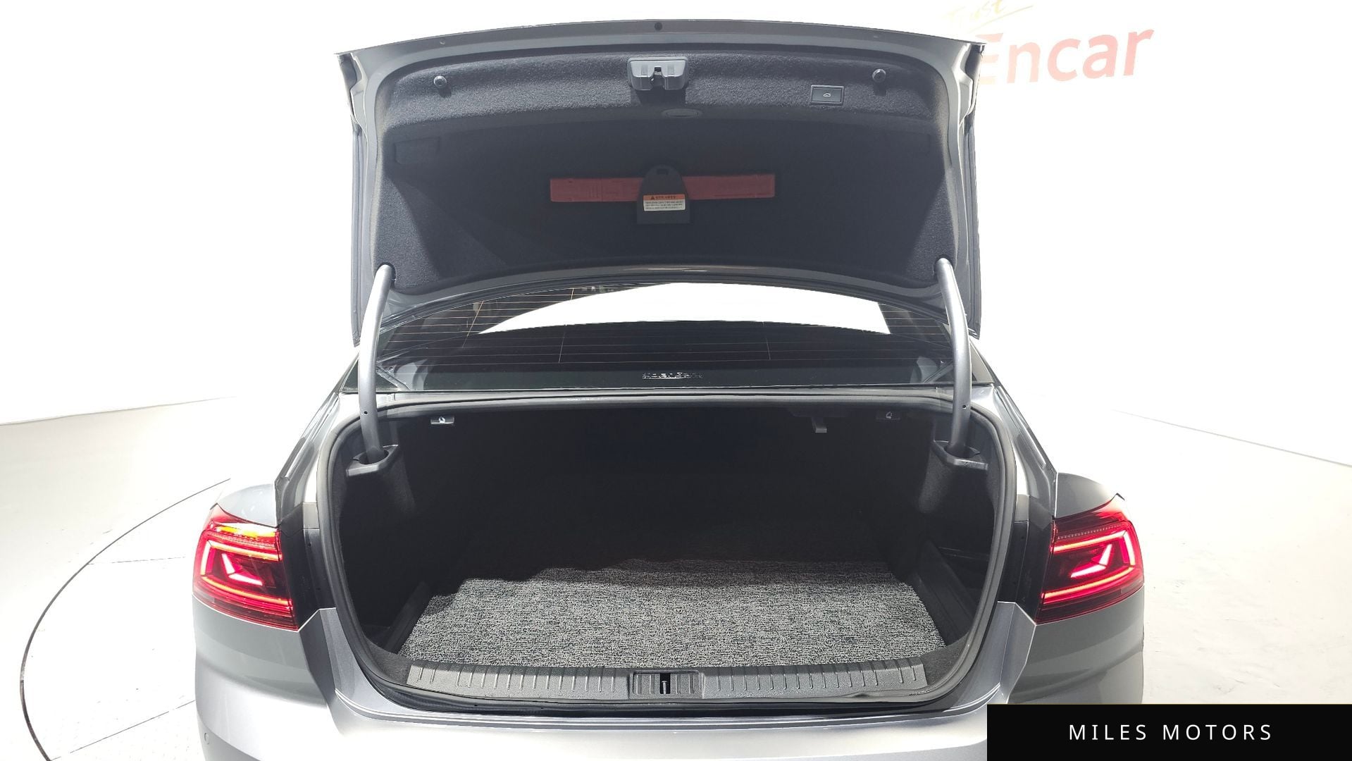 Volkswagen Passat 2021 — миниатюра 20