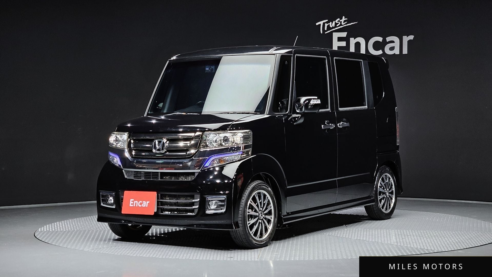 Honda N-BOX 2015 — фото 1 из 12