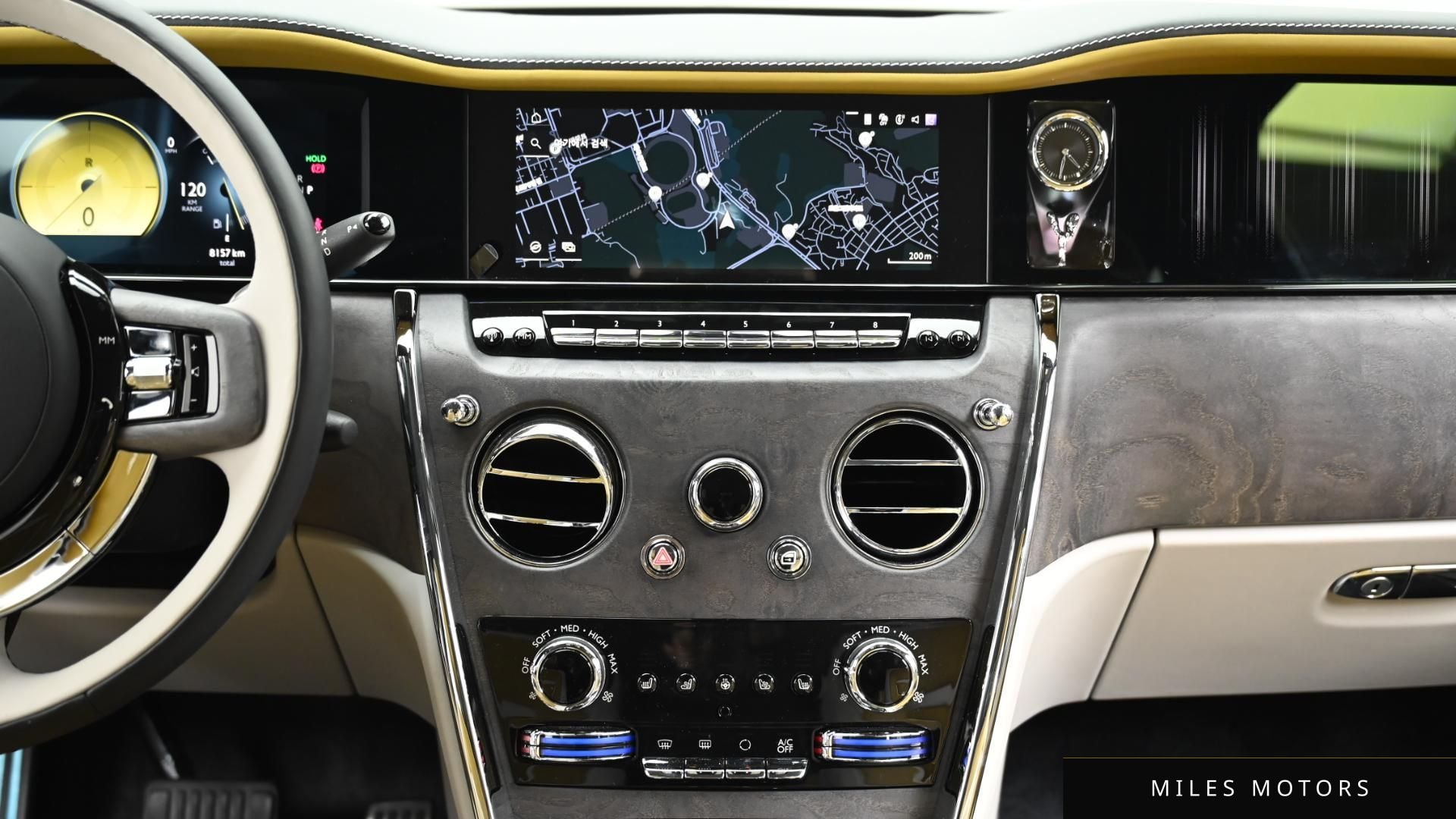Rolls-Royce 컬리넌 2025 — миниатюра 14