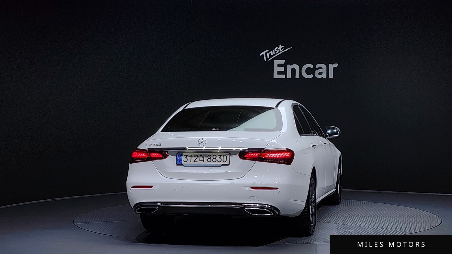 Mercedes-Benz E-Class W213 2023 — миниатюра 4