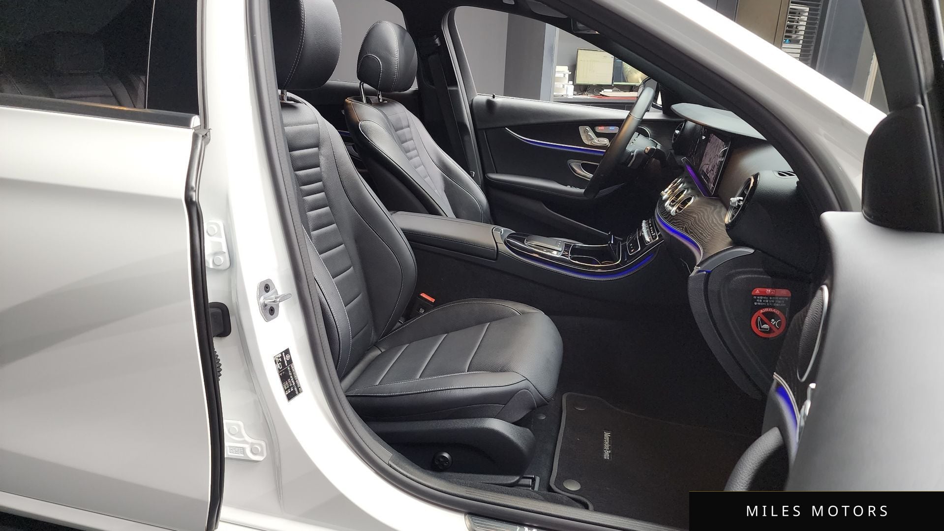 Mercedes-Benz E-Class W213 2023 — миниатюра 11
