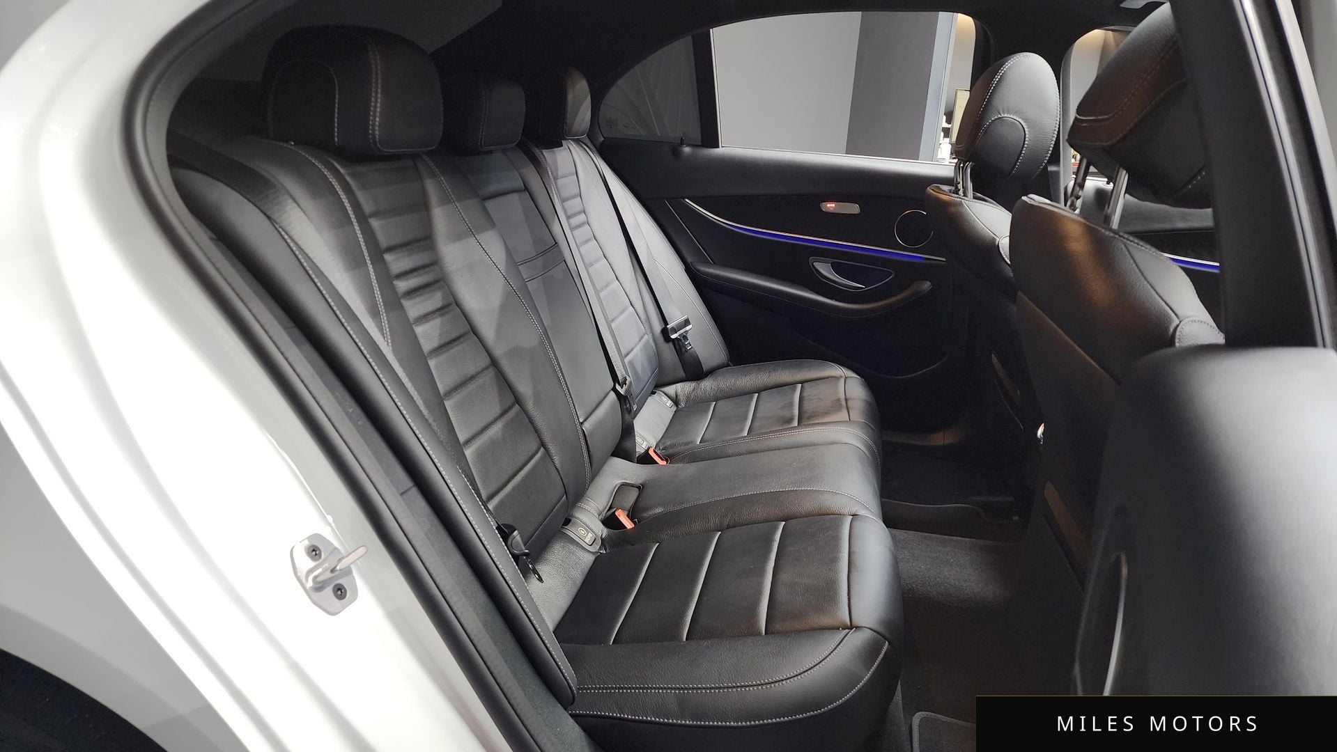 Mercedes-Benz E-Class W213 2023 — миниатюра 12