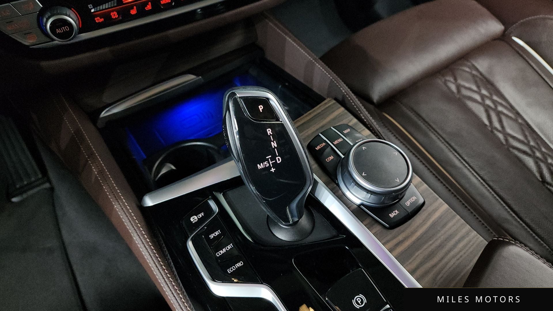 BMW 5 Series (G30) 2021 — миниатюра 9