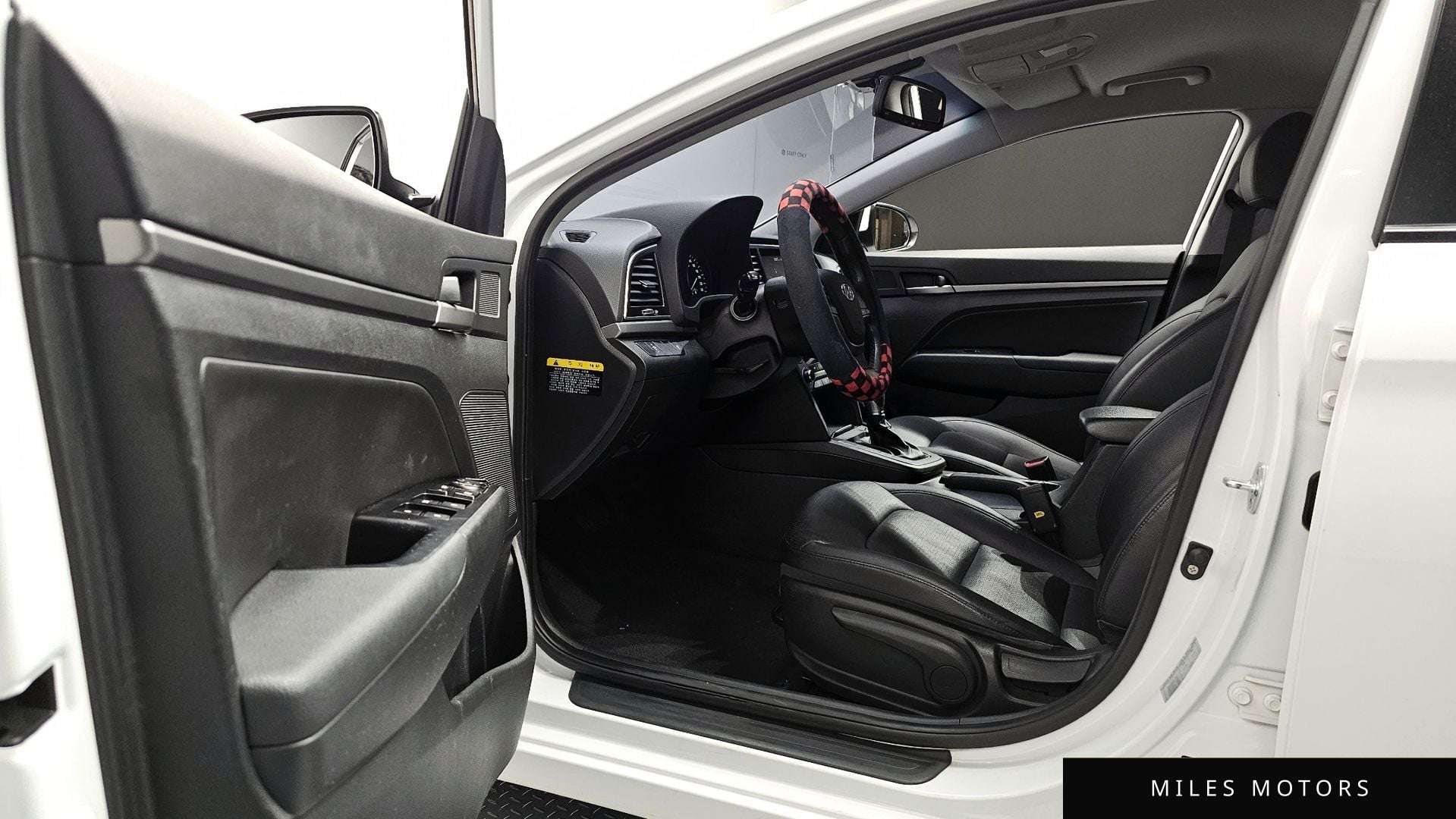 Hyundai AVANTE 2018 — миниатюра 10