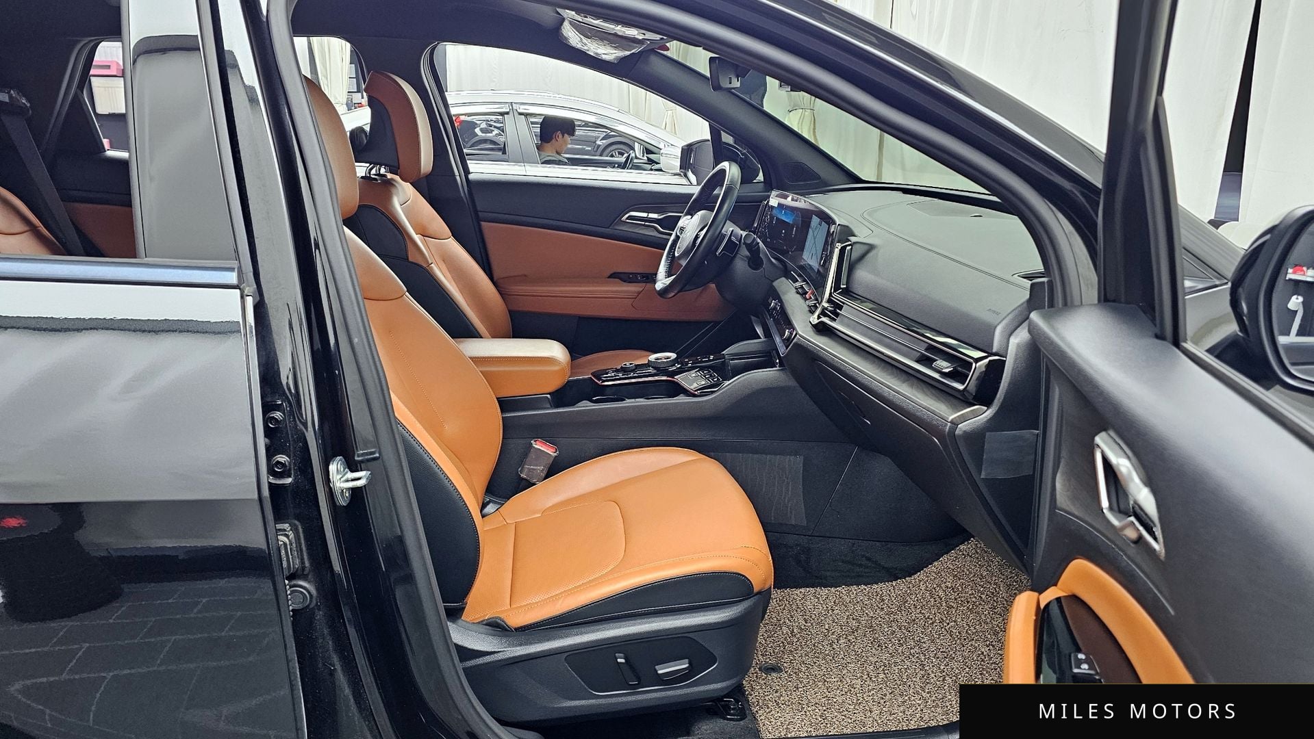 Kia Sportage 2022 — миниатюра 11