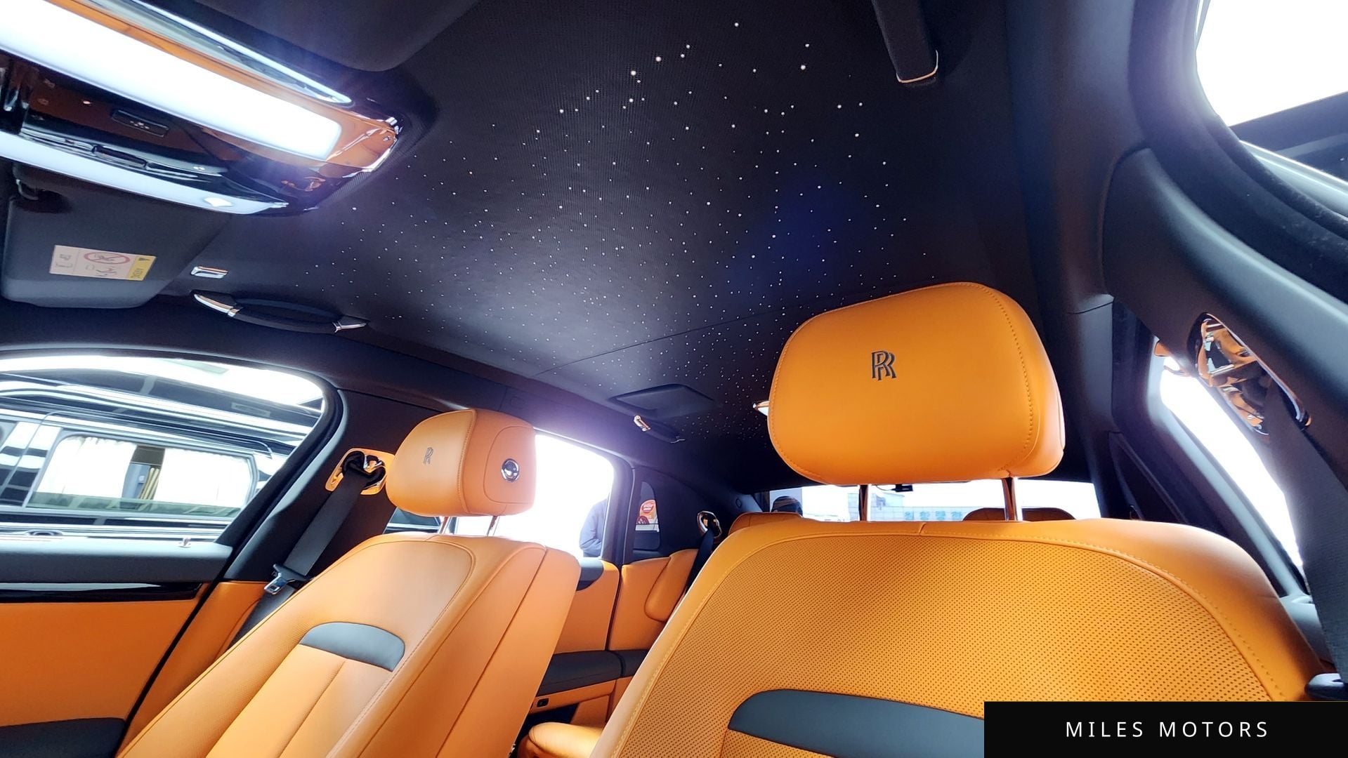 Rolls-Royce 고스트 2022 — миниатюра 19