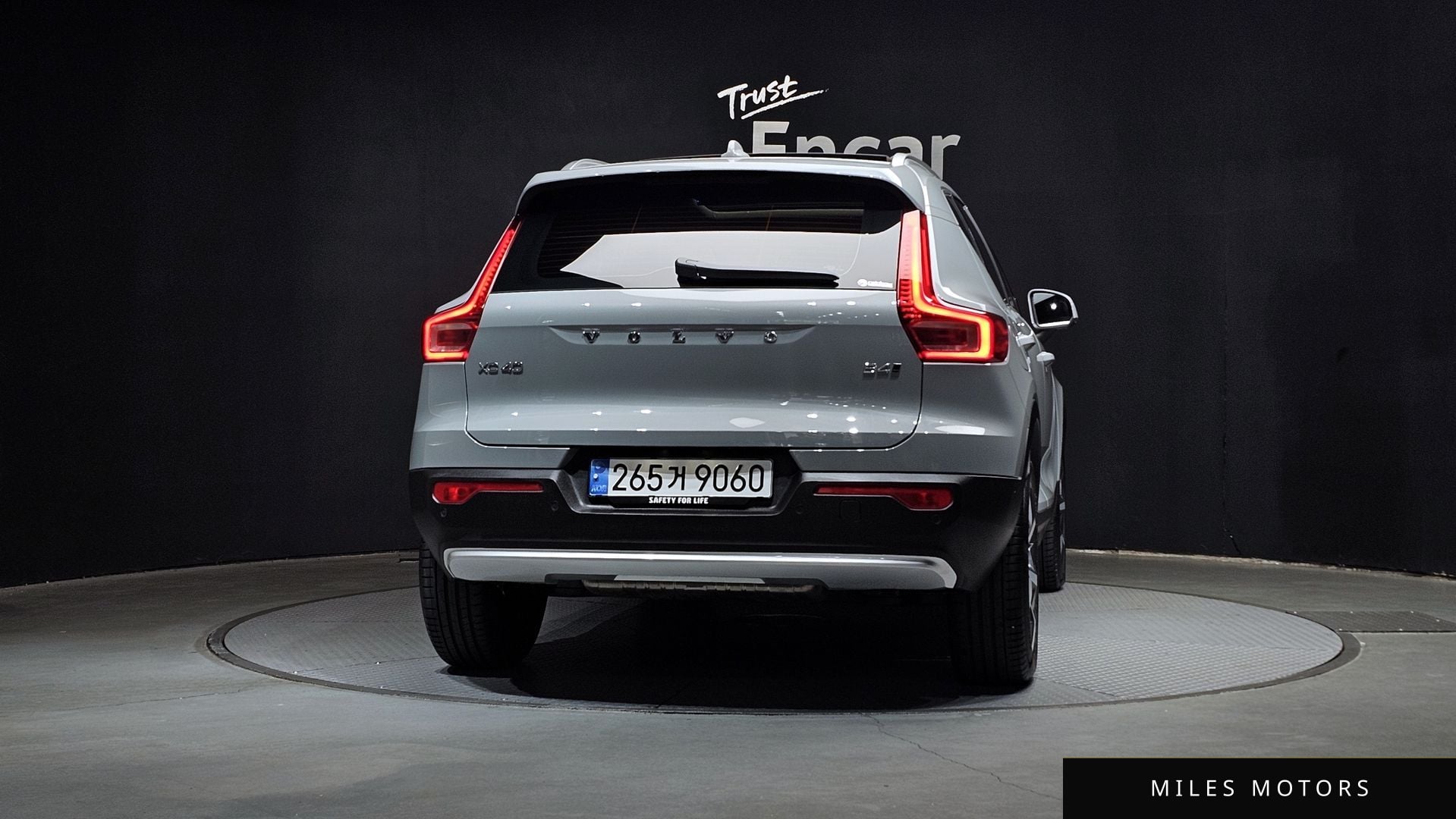 Volvo XC40 2025 — миниатюра 4
