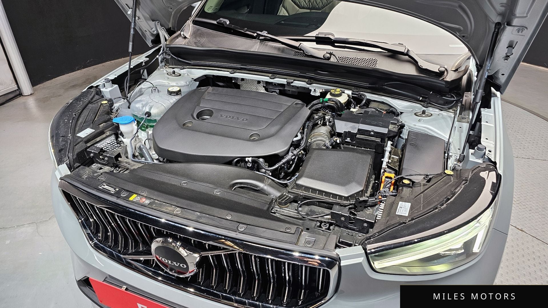 Volvo XC40 2025 — миниатюра 6