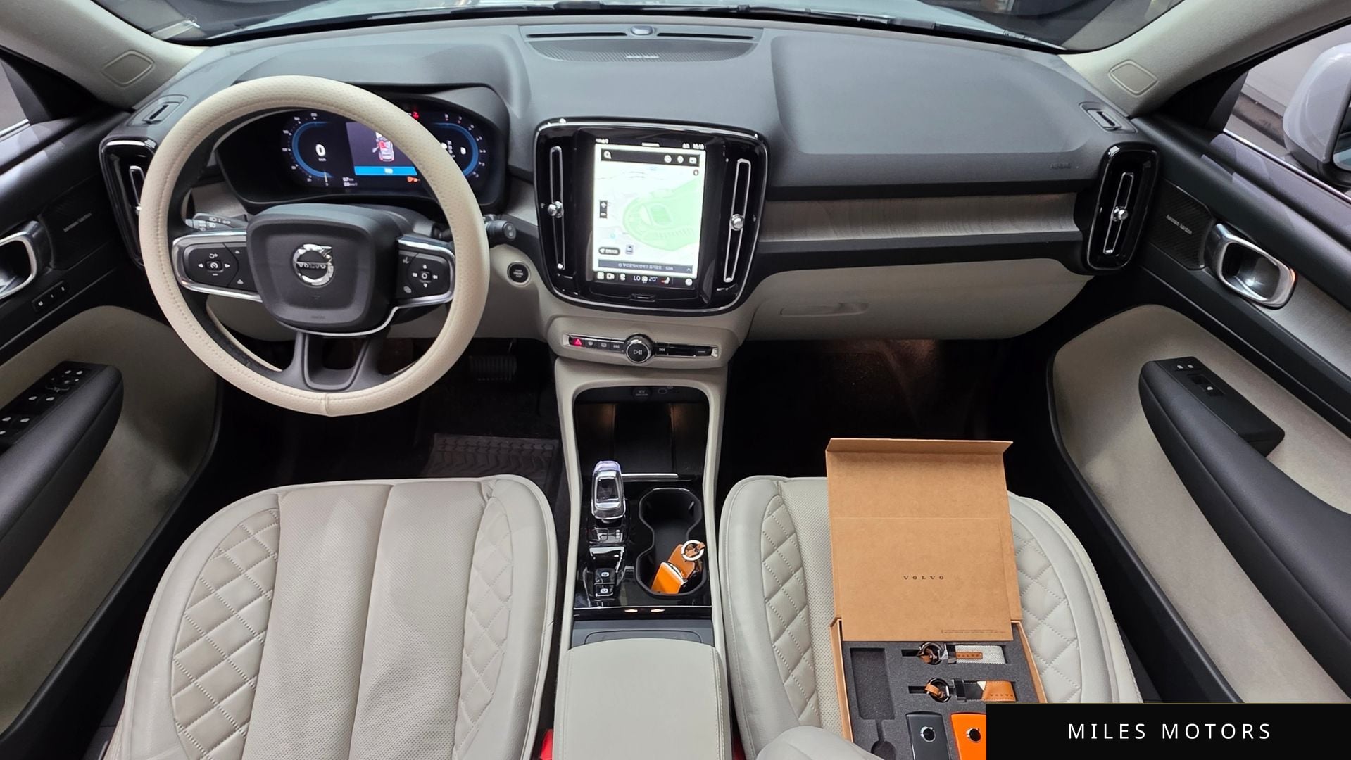 Volvo XC40 2025 — миниатюра 7