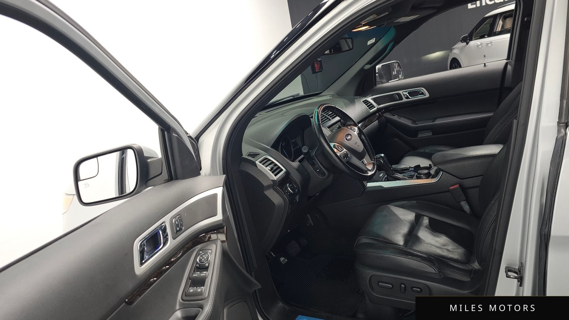 Ford Explorer 2015 — миниатюра 10