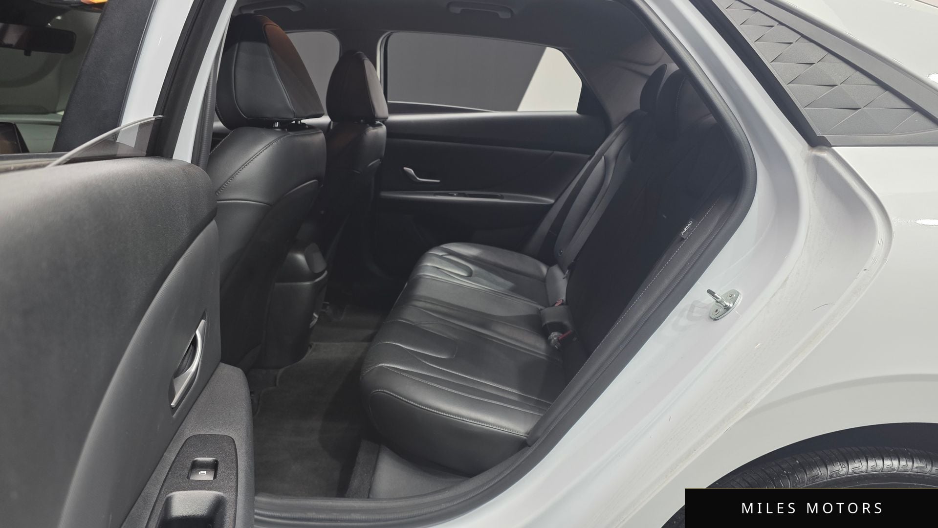 Hyundai AVANTE 2024 — миниатюра 13