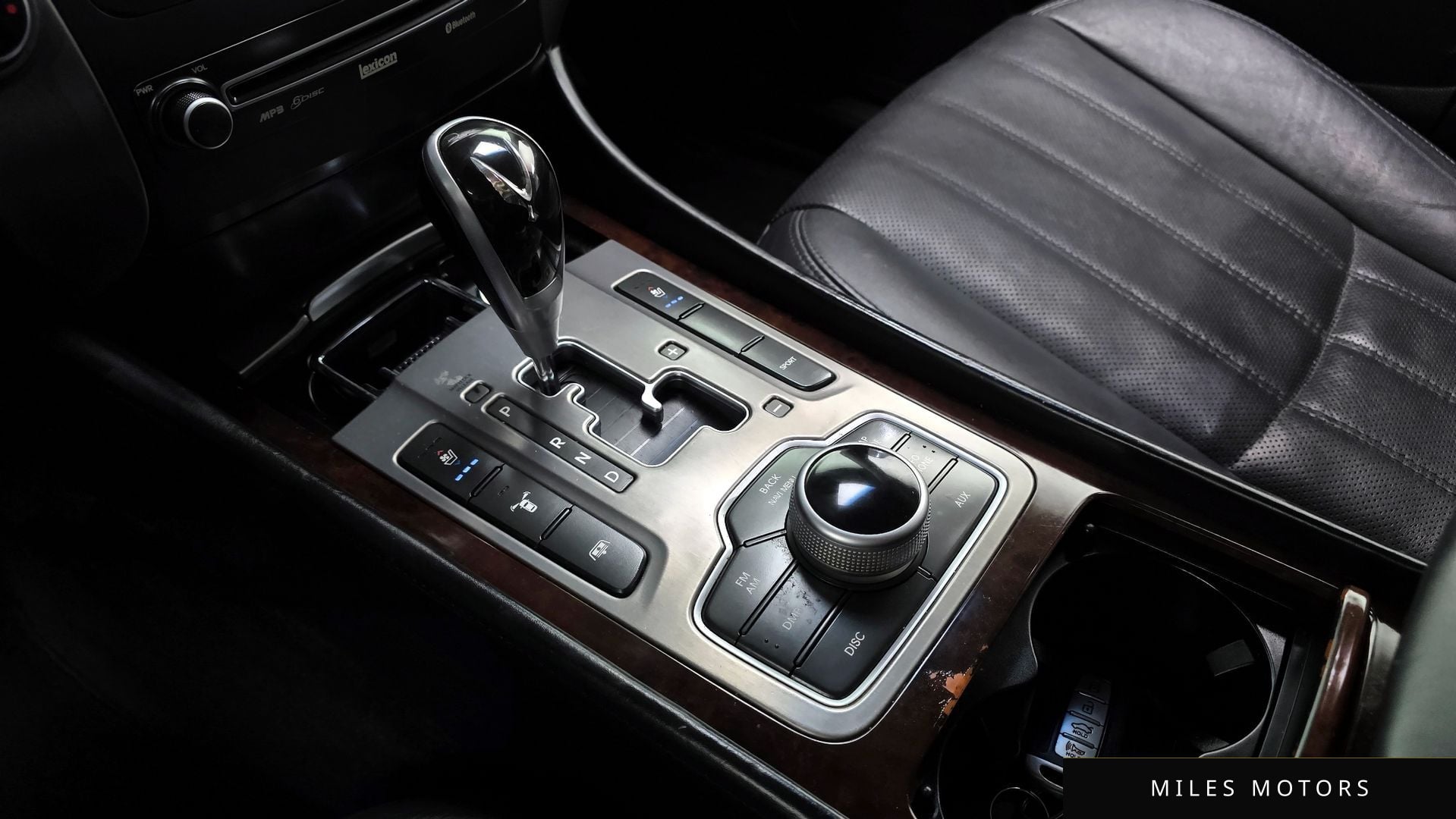 Hyundai Equus 2012 — миниатюра 9