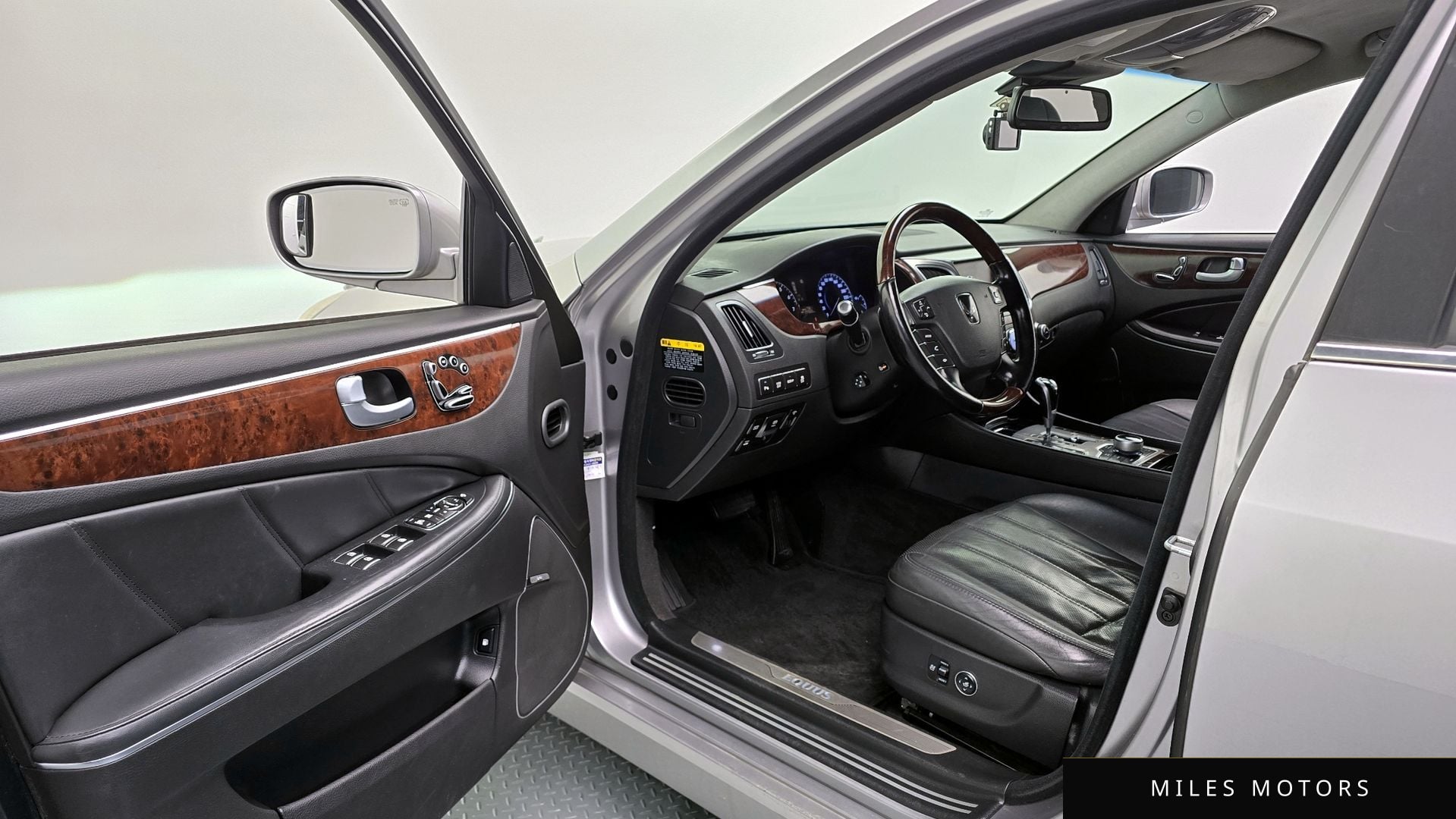 Hyundai Equus 2012 — миниатюра 11