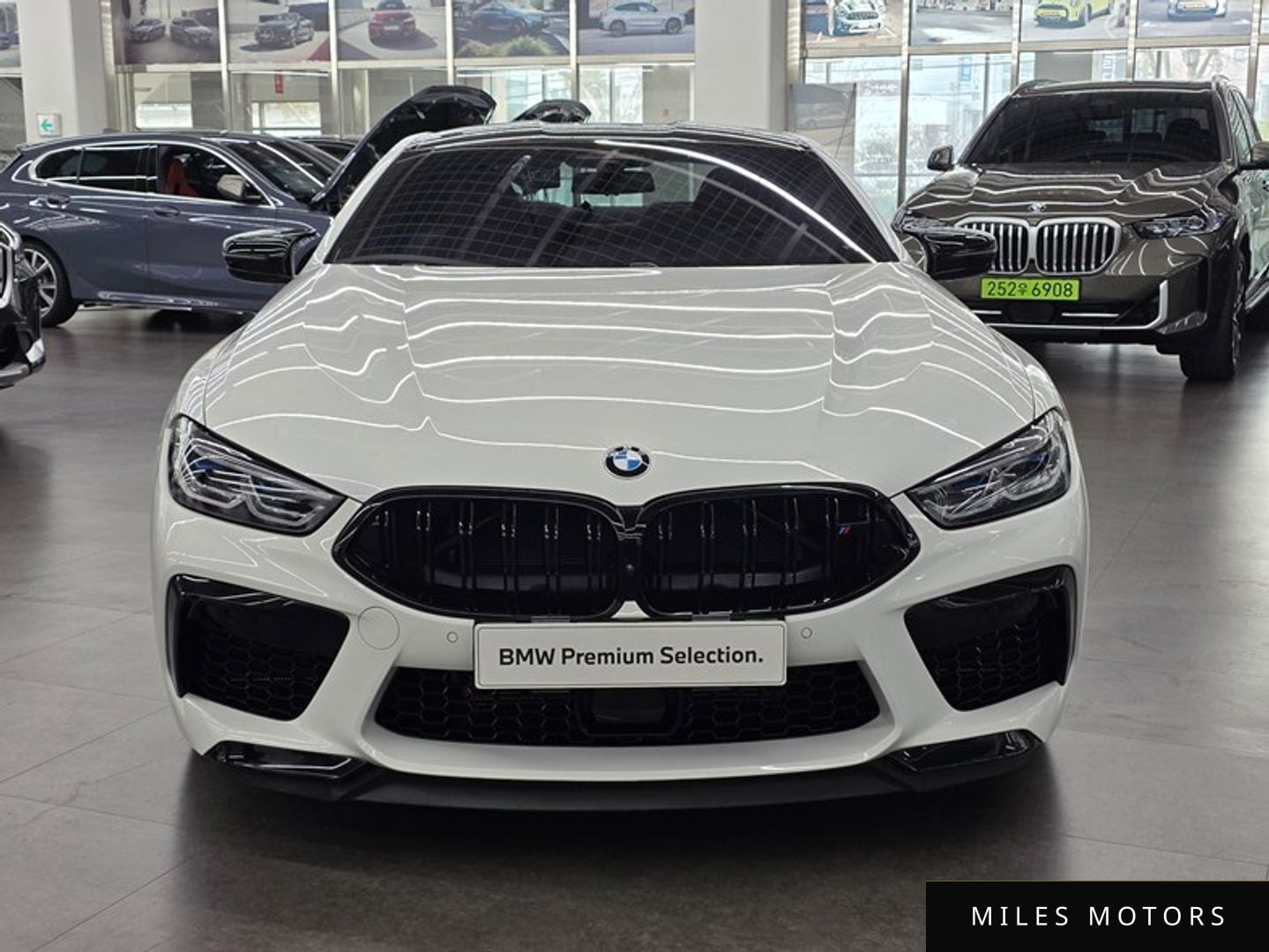 BMW M8 (G15) 2025 — миниатюра 3