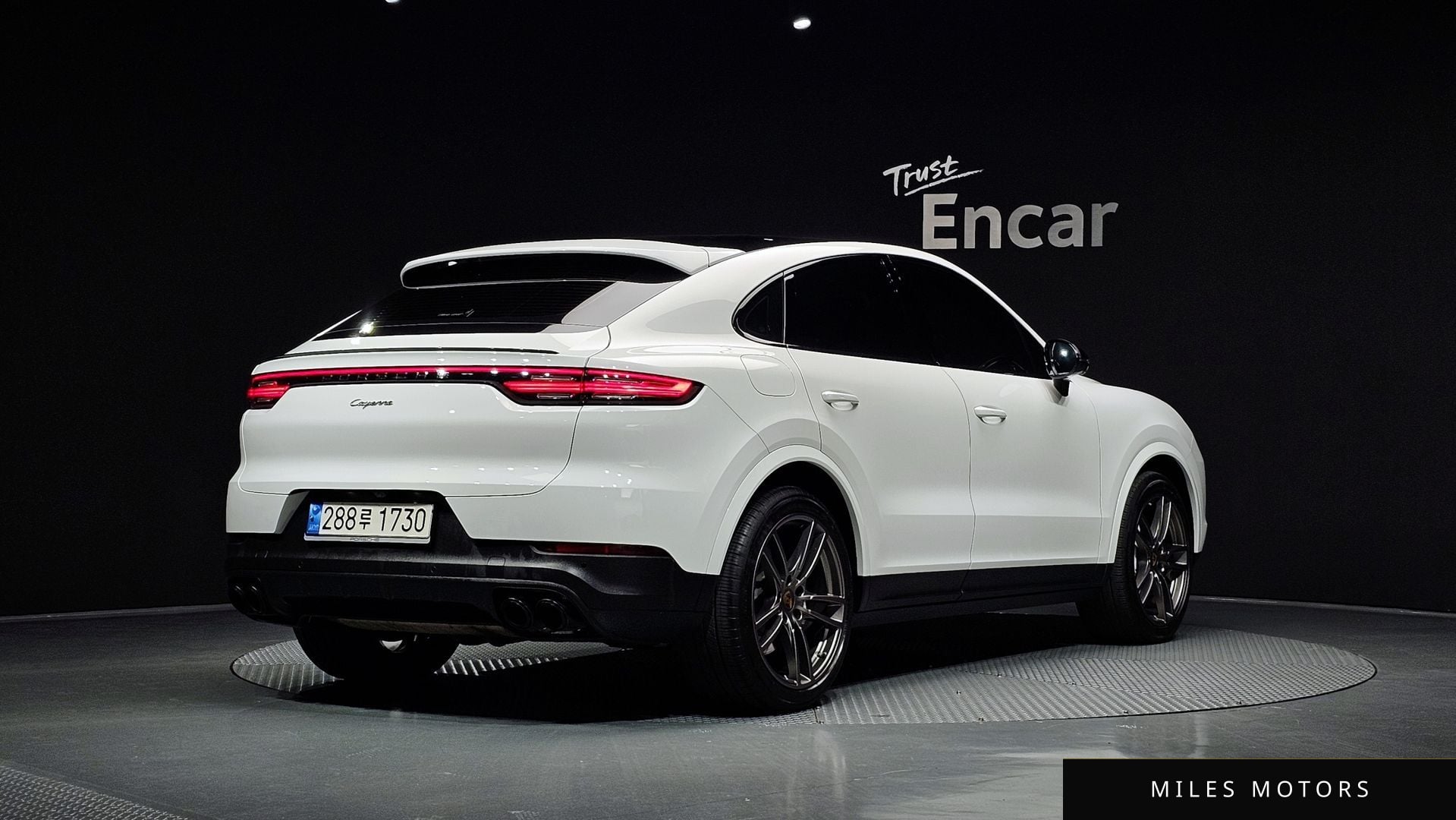 Porsche Cayenne 2020 — миниатюра 2