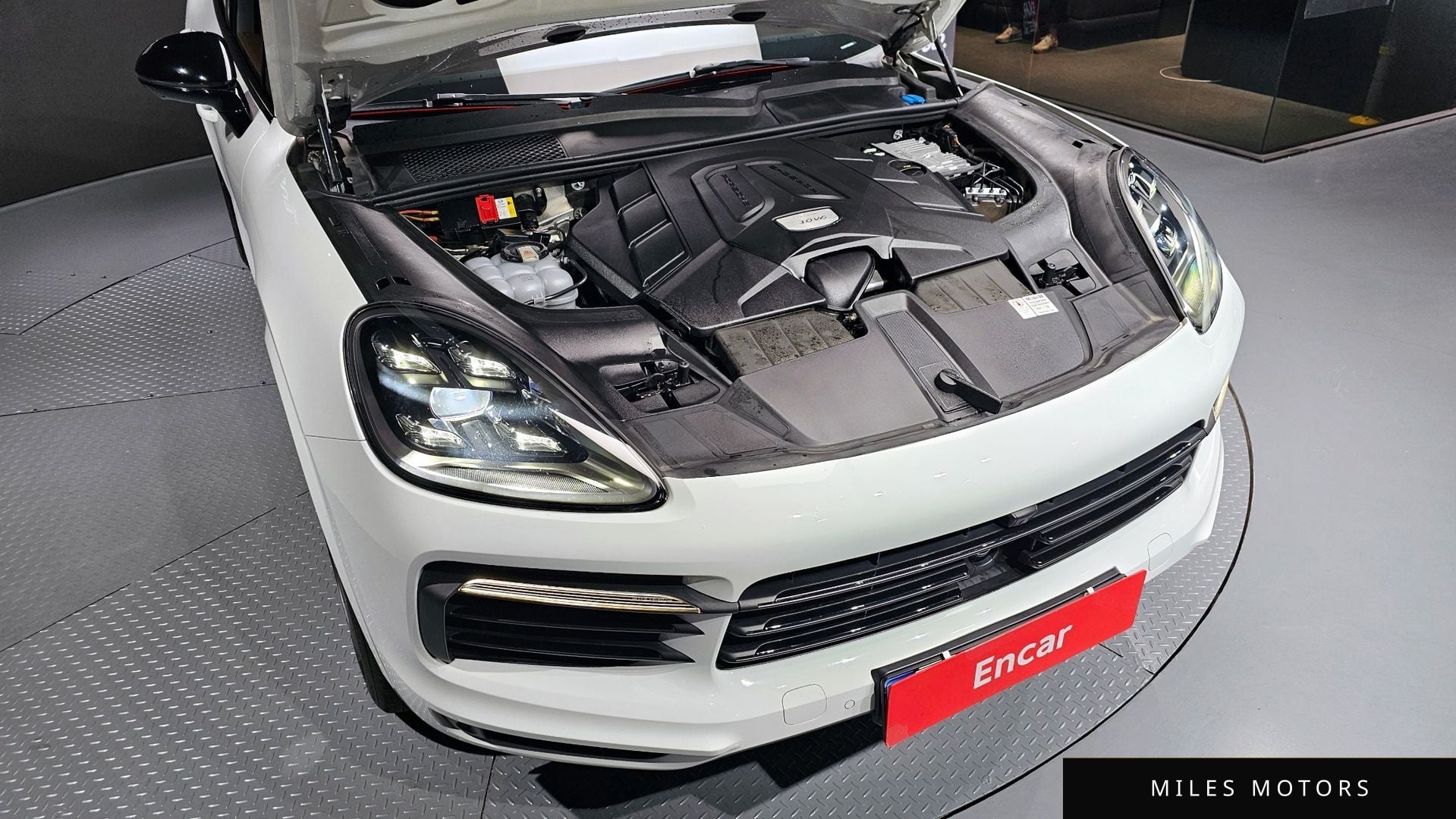 Porsche Cayenne 2020 — миниатюра 6