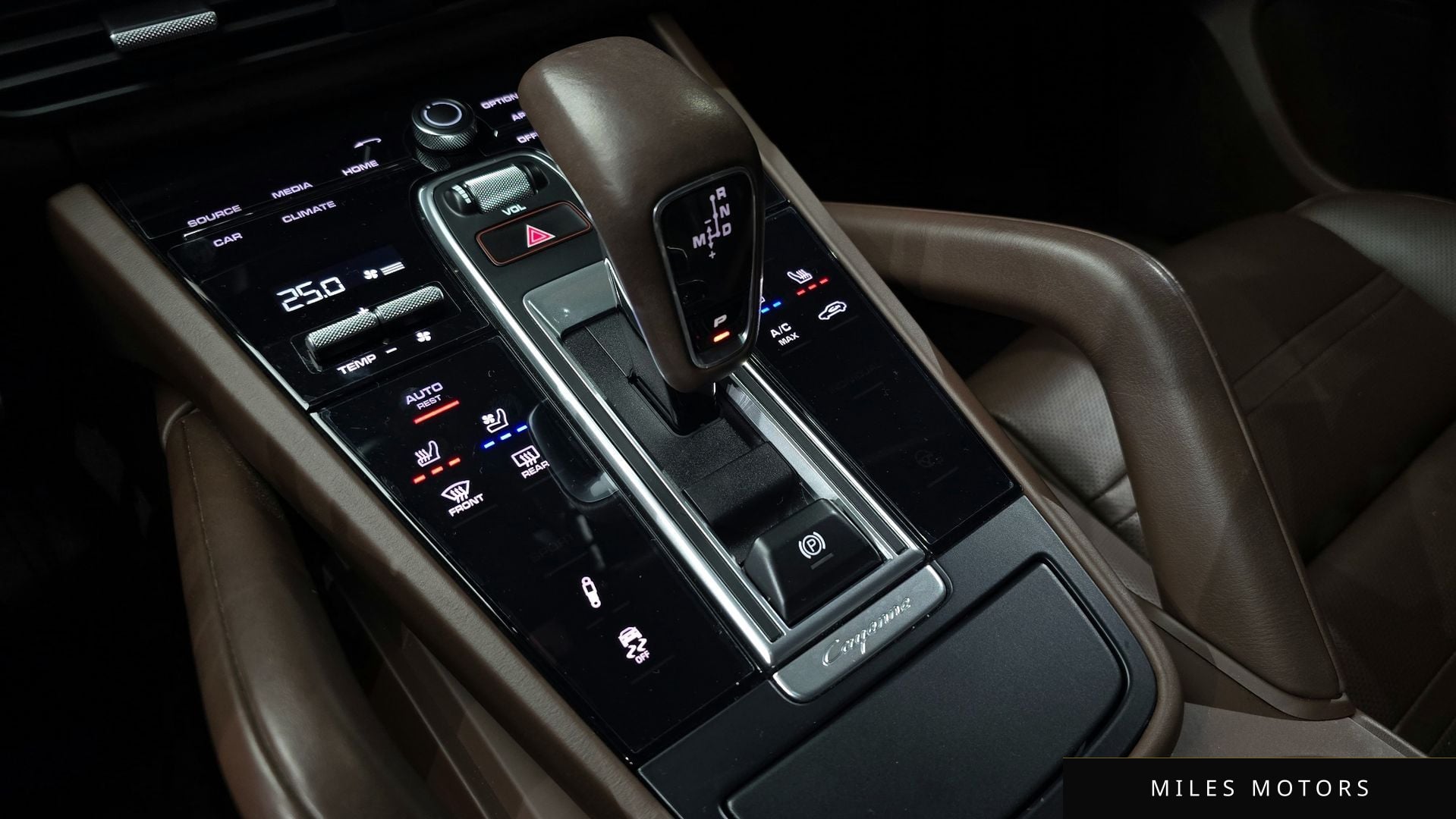 Porsche Cayenne 2020 — миниатюра 9