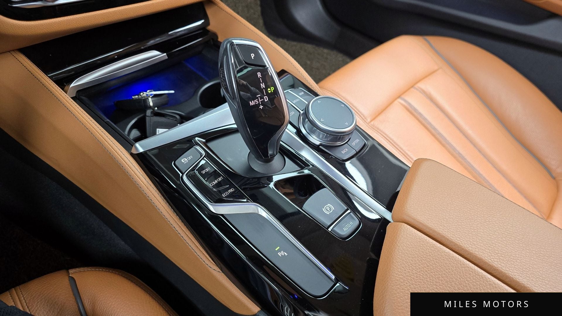BMW 5 Series (G30) 2018 — миниатюра 9