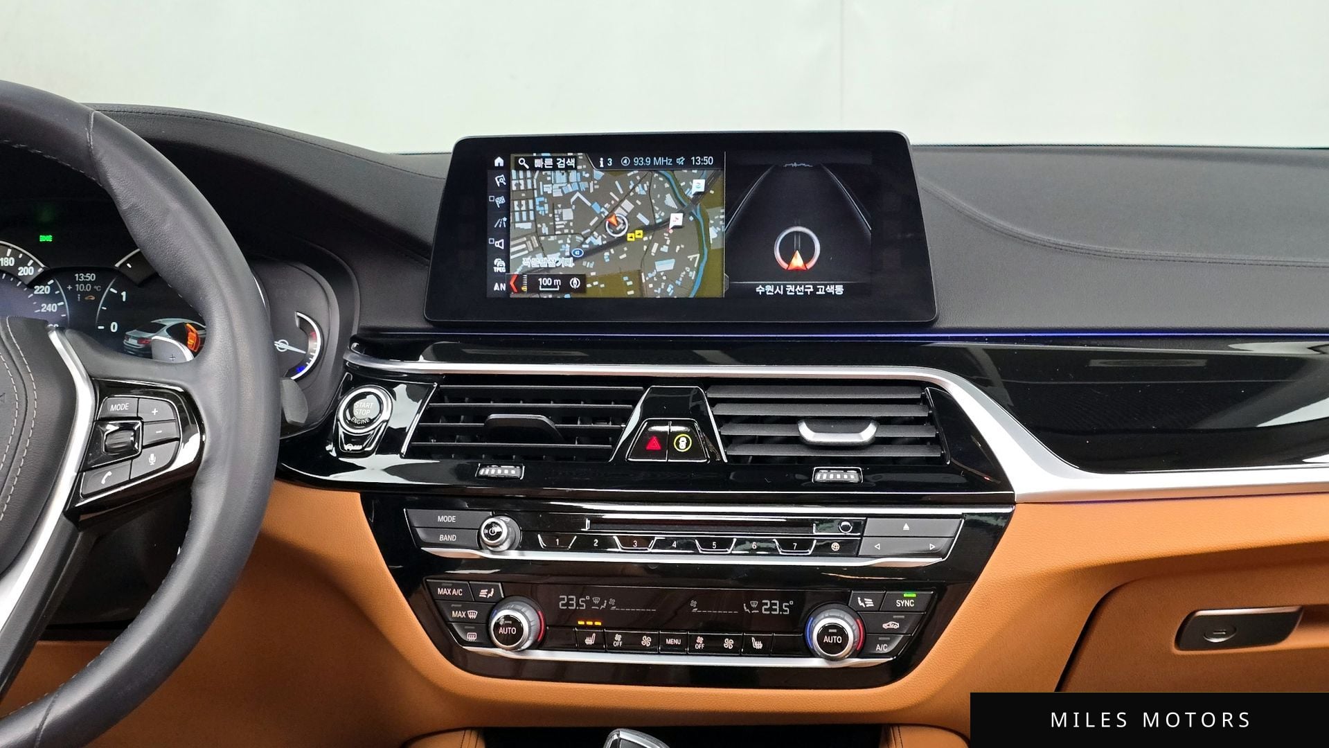 BMW 5 Series (G30) 2018 — миниатюра 14