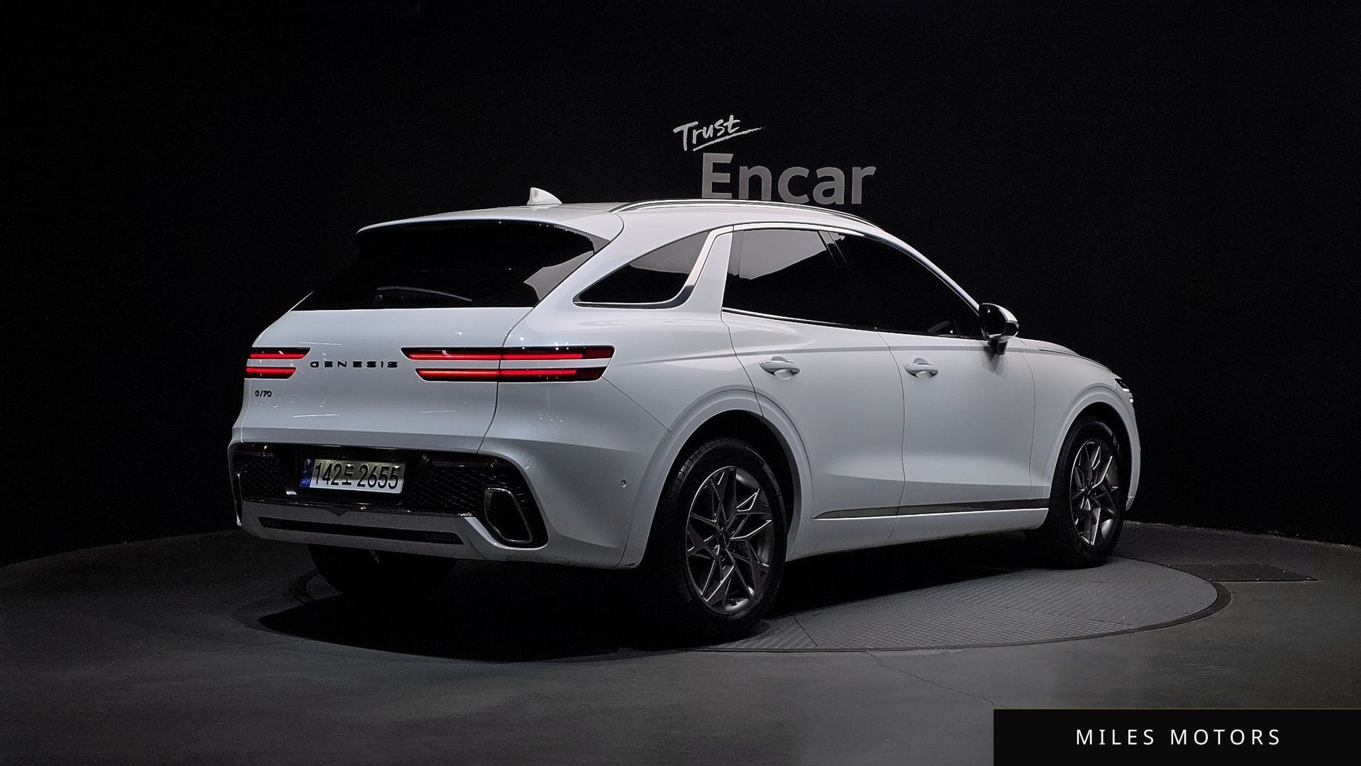 Genesis GV70 2022 — миниатюра 2