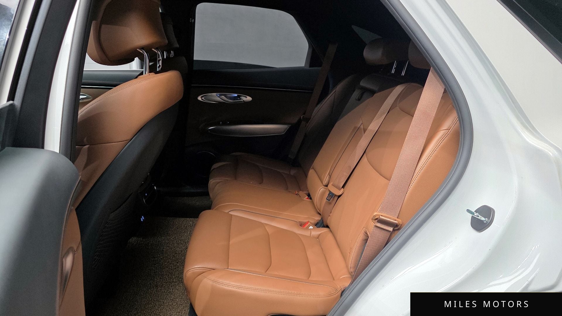Genesis GV70 2022 — миниатюра 12