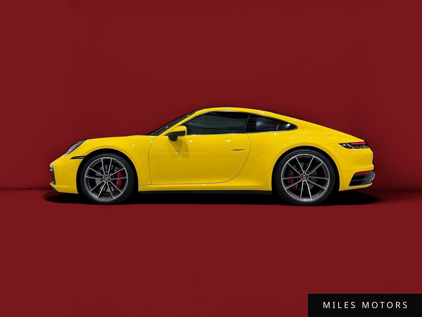 Porsche 911 (992) 2020 — фото 1 из 12
