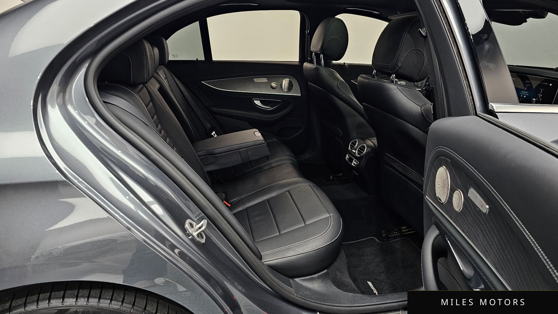 Mercedes-Benz E-Class W213 2022 — миниатюра 12
