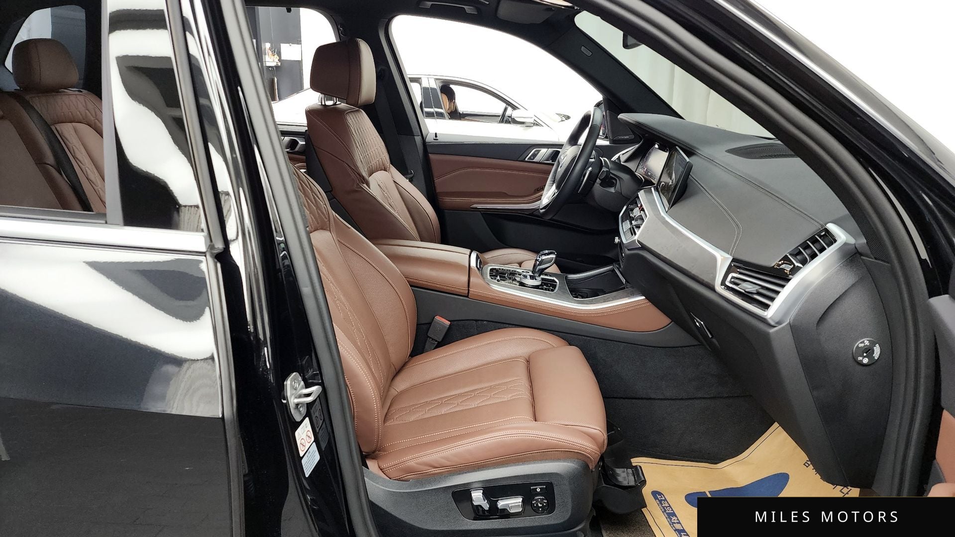 BMW X5 (G05) 2023 — миниатюра 11