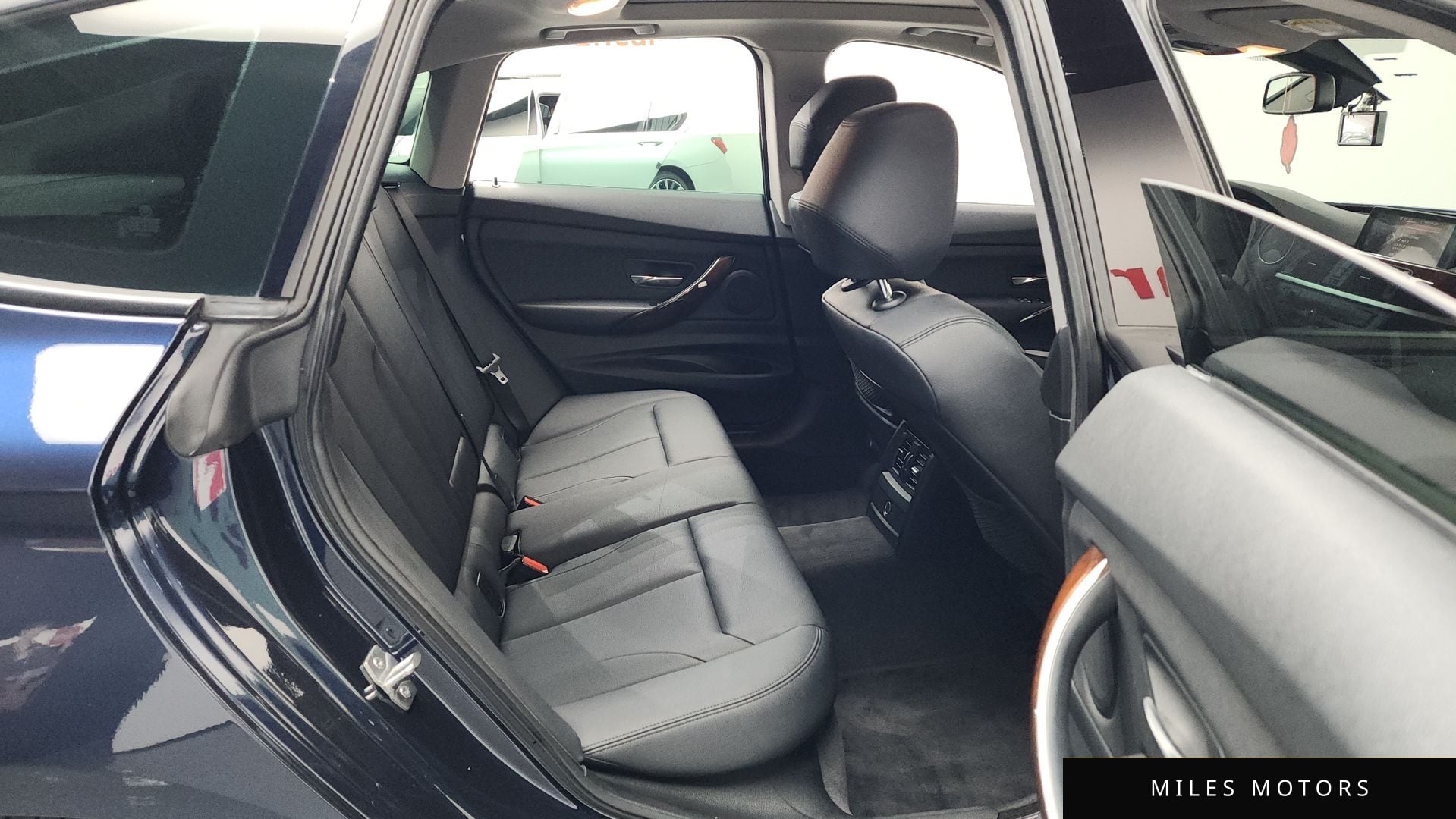 BMW 3 Series GT (F34) 2015 — миниатюра 12