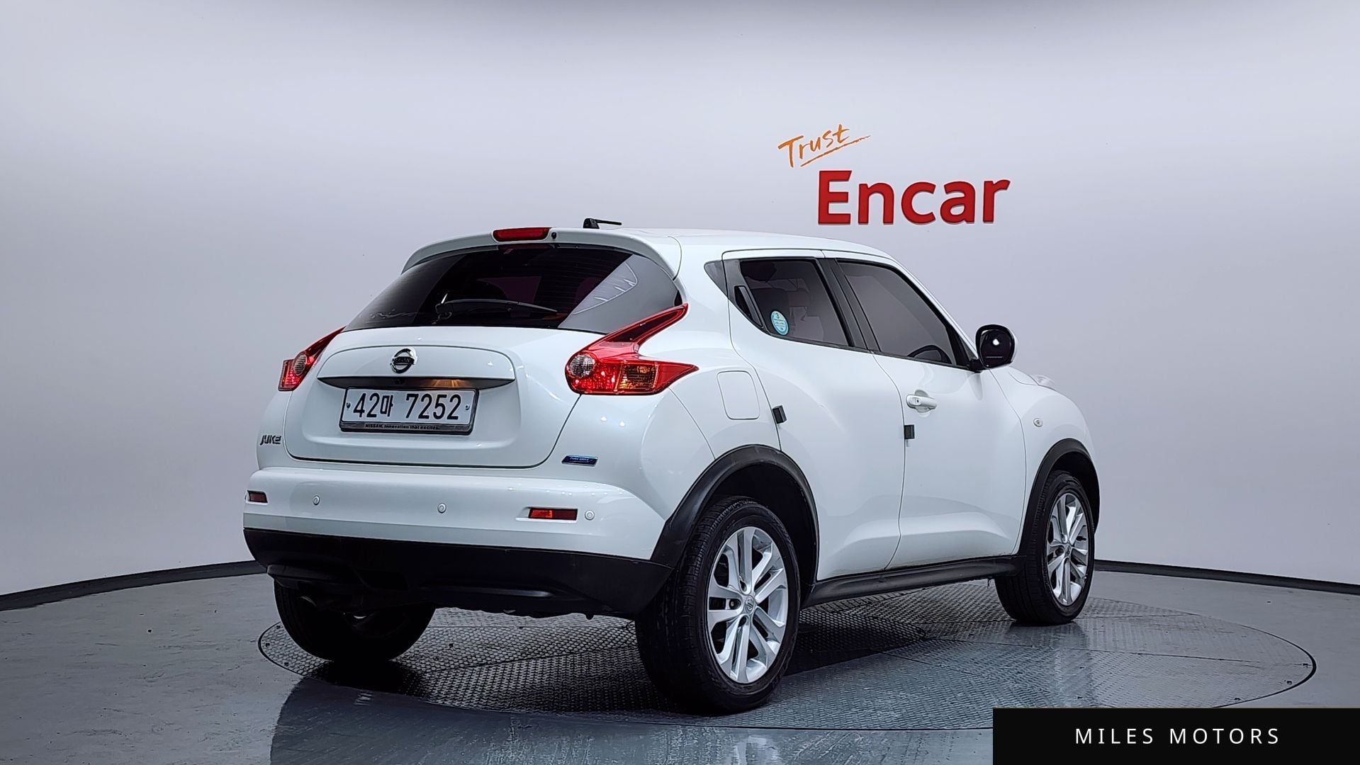 Nissan Juke 2014 — миниатюра 2