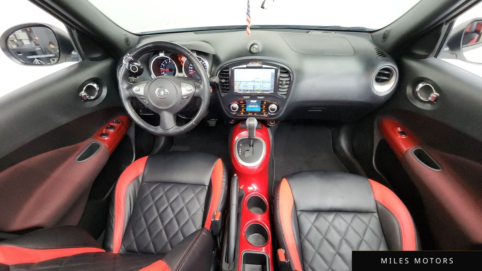 Nissan Juke 2014 — миниатюра 7
