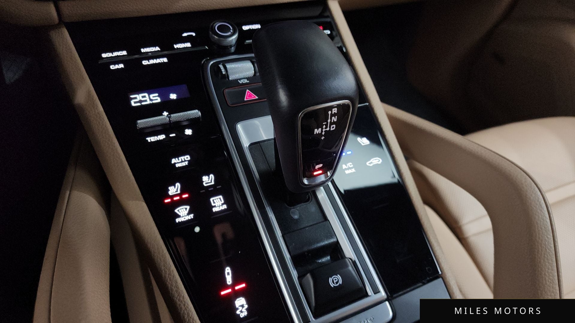 Porsche 카이엔 (PO536) 2023 — миниатюра 9