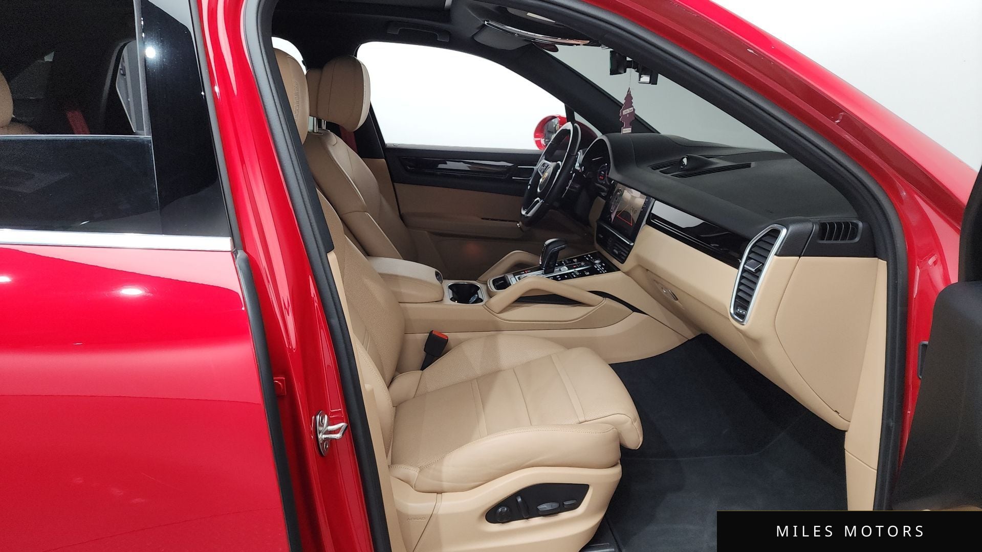 Porsche 카이엔 (PO536) 2023 — миниатюра 11