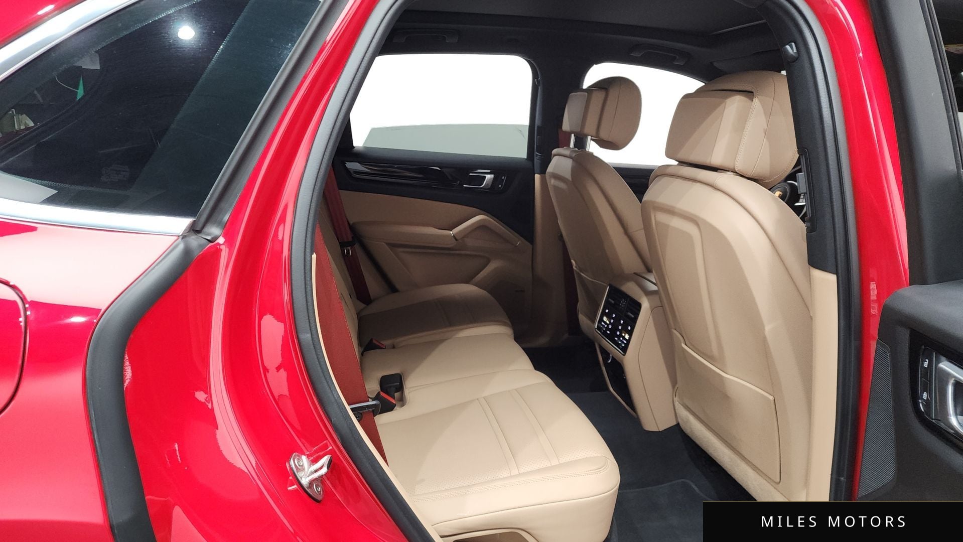Porsche 카이엔 (PO536) 2023 — миниатюра 12